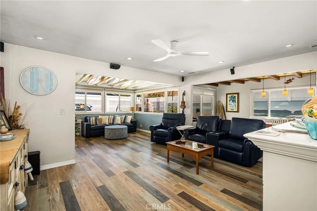 15732 Swan Lane