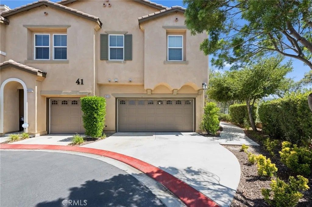 Photo of 43148 Avenida Cielo, Temecula, CA 92592 (MLS # SW26003183)