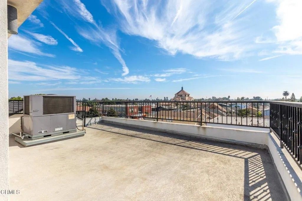 Photo of 4179 Normandie Avenue #1/2, Los Angeles, CA 90037 (MLS # P1-25670)