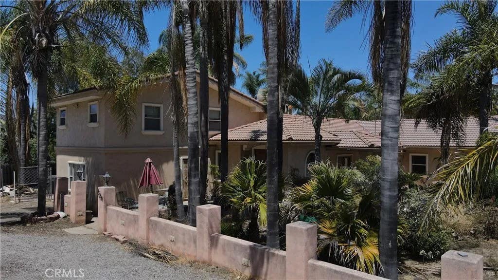 Photo of 3261 N Kenora DR, Spring Valley, CA 91977 (MLS # SW26124291)