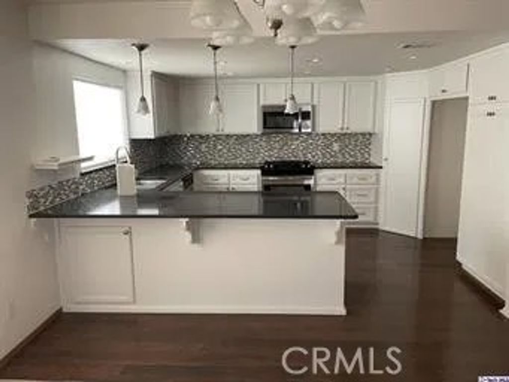 Photo of 15085 Flathead Row, Apple Valley, CA 92307 (MLS # BB26013938)