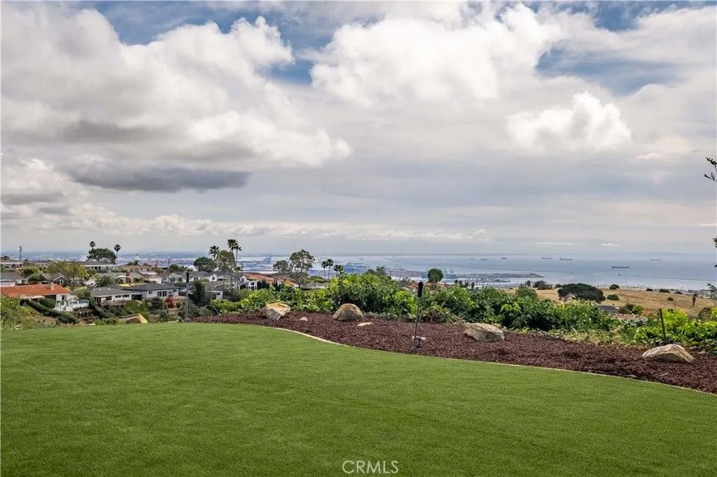 Photo of 2727 San Ramon Drive, Rancho Palos Verdes, CA 90275 (MLS # PV26073390)