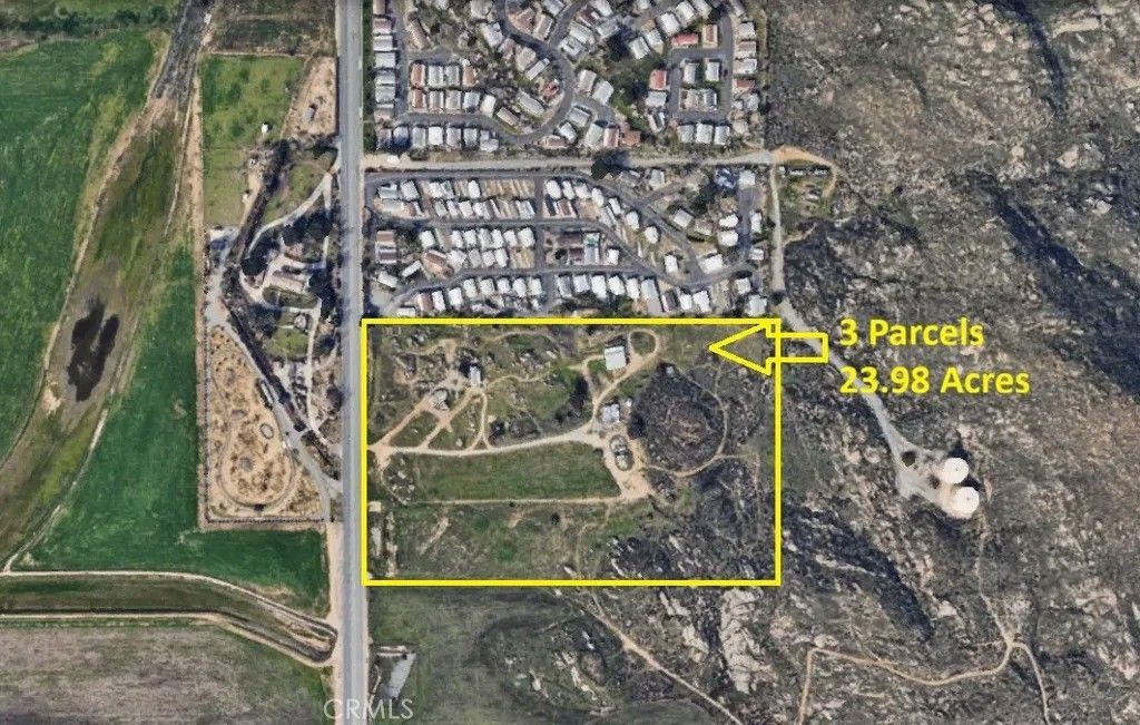 Photo of 1890 S State St, Hemet, CA 92543 (MLS # SW26015636)