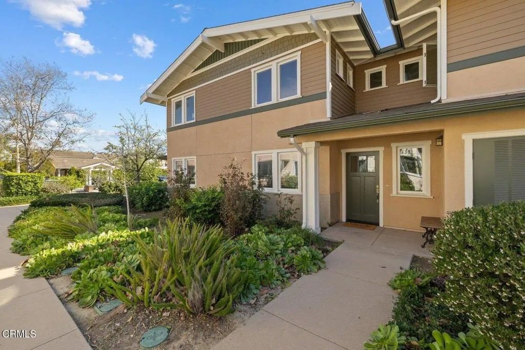 Photo of 996 Los Angeles Avenue #101, Ventura, CA 93004 (MLS # V1-34372)