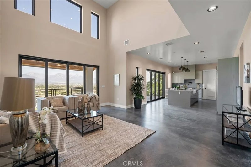 2380 Scenic Ridge