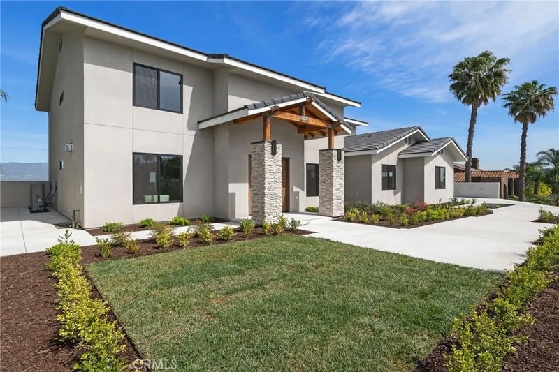 2380 Scenic Ridge