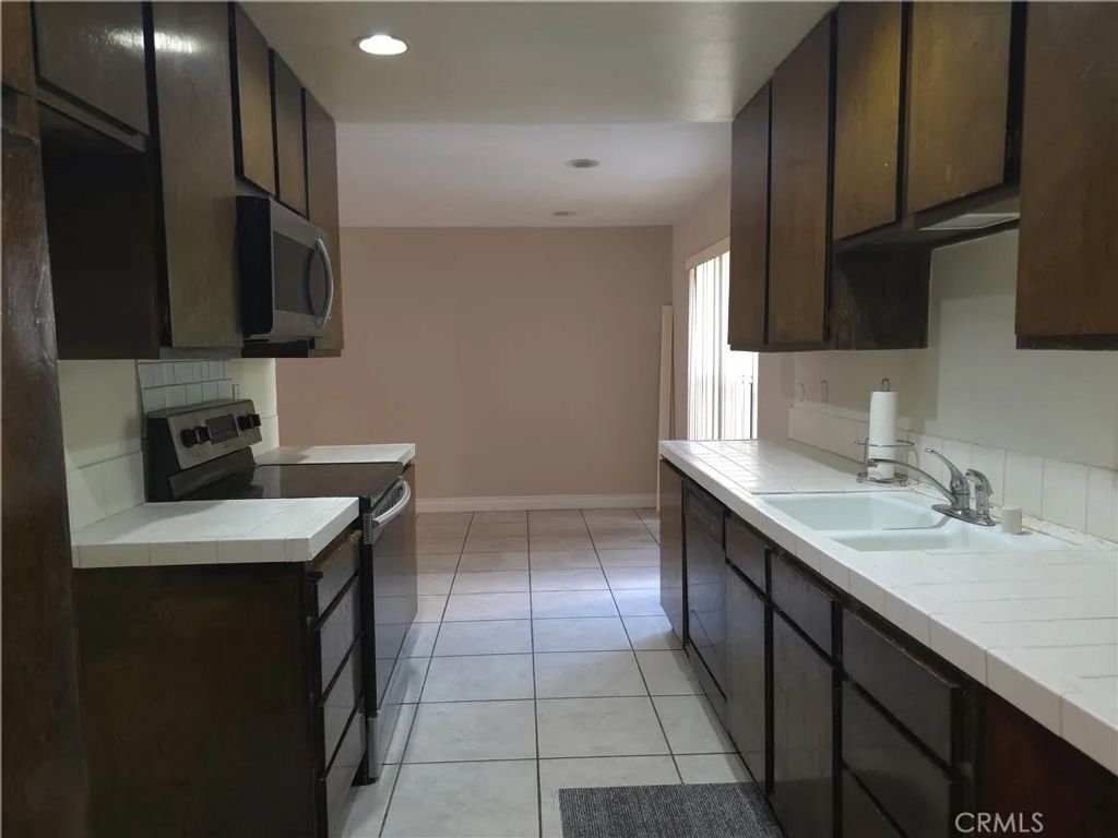 Photo of 535 W Duarte Road #5, Arcadia, CA 91007 (MLS # OC26107261)