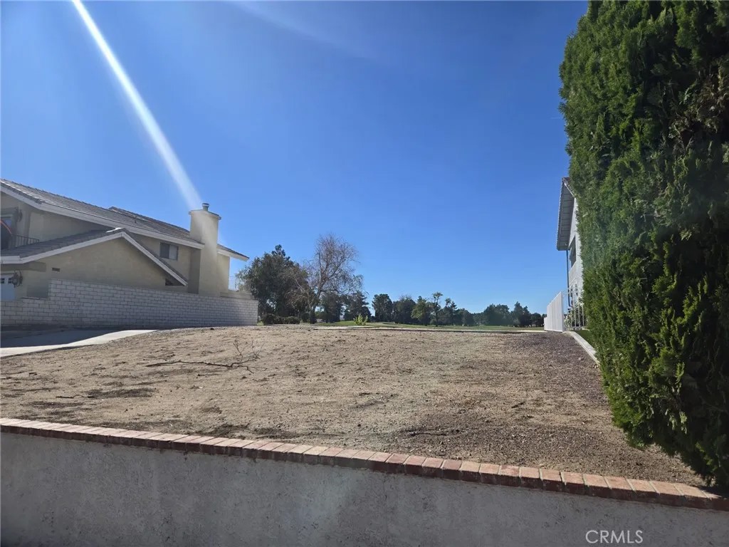 13261 Country Club