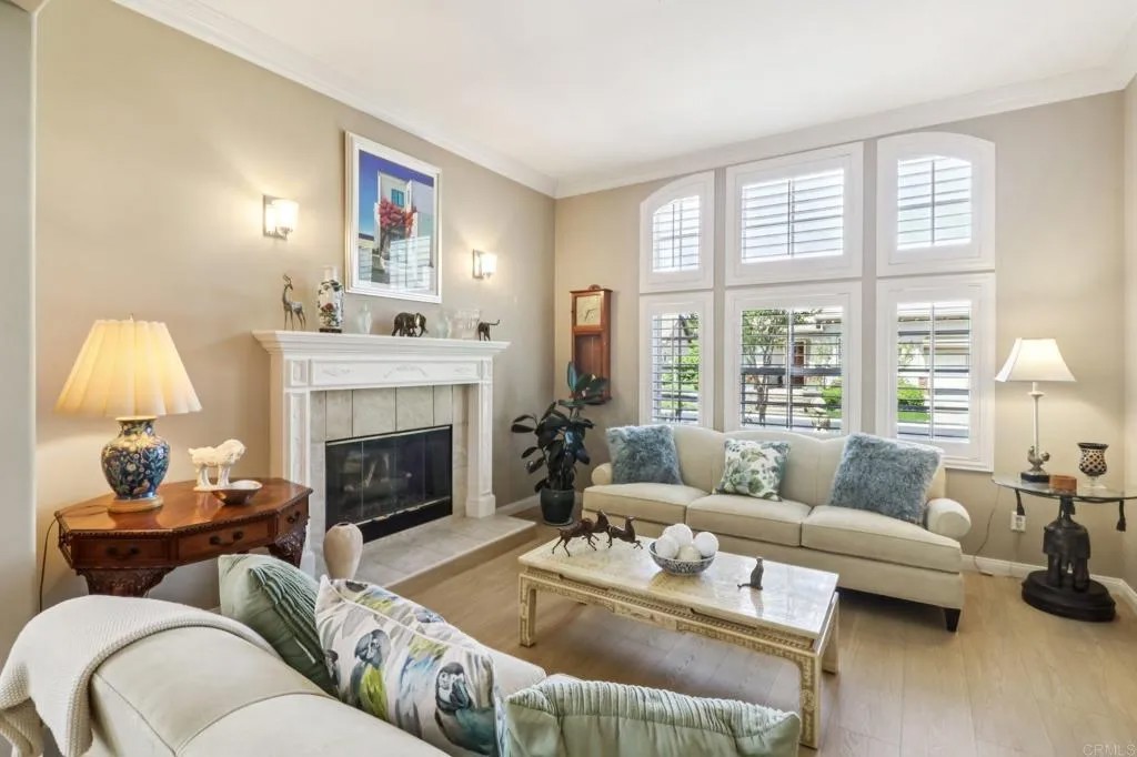 744 Inverlochy Drive