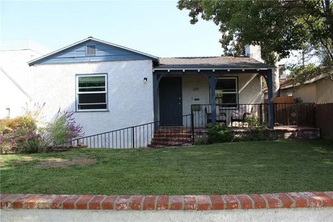 Tiny photo for 210 N Naomi St, Burbank, CA 91505 (MLS # SR25246921)