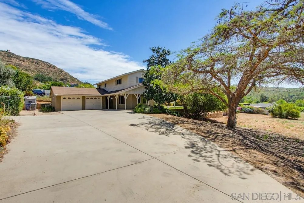 14475 Pebble Canyon