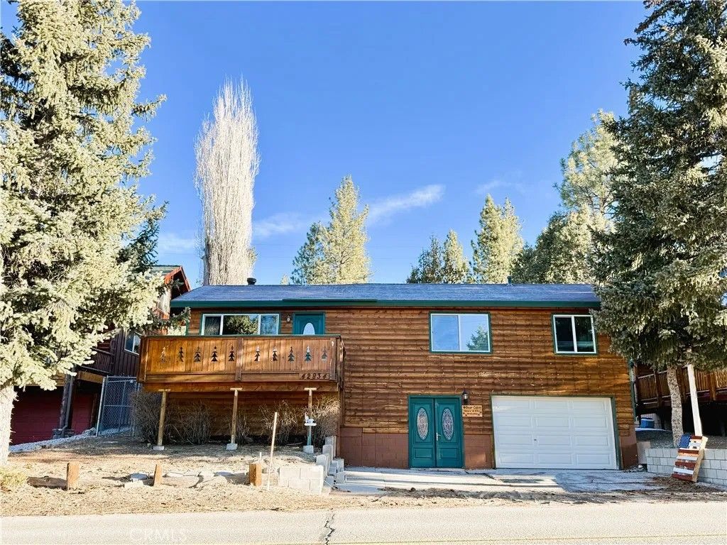 Photo of 42834 Sonoma Drive, Big Bear Lake, CA 92315 (MLS # SR26068924)