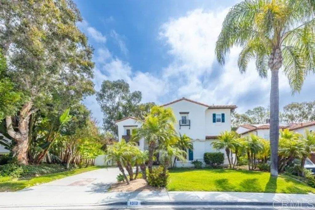 Photo of 1312 Corvidae Street, Carlsbad, CA 92011 (MLS # NDP2604935)