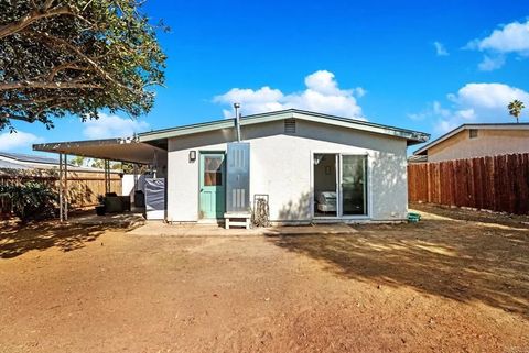 Tiny photo for 3679 Rosa Linda Street, San Diego, CA 92154 (MLS # PTP2508029)
