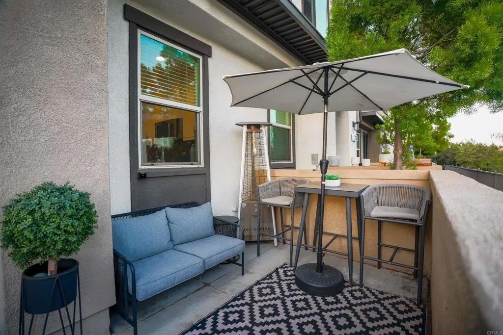 Photo of 2137 Solara Lane, Vista, CA 92081 (MLS # NDP2602469)