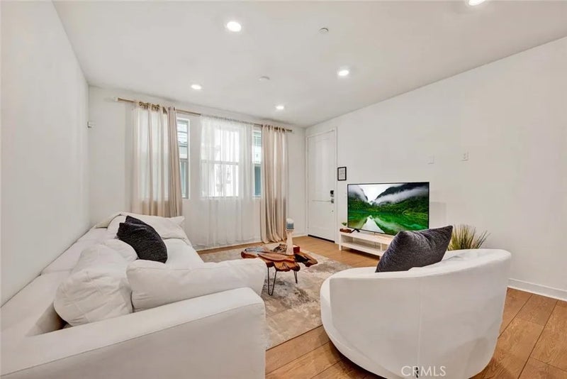 1300 Lasso Way 103