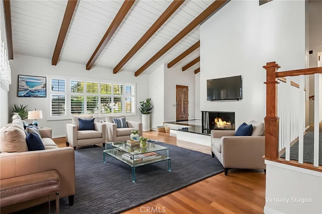1732 Palos Verdes Drive West