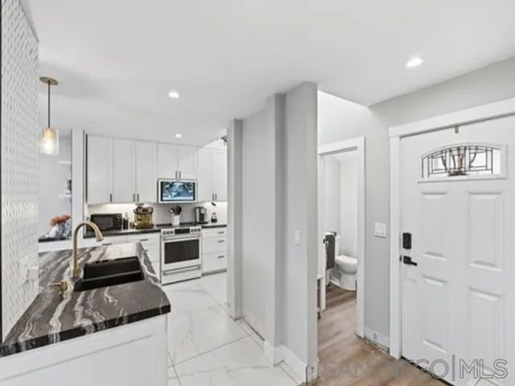 Photo of 317 Arcaro Ln, Solana Beach, CA 92075 (MLS # 260007729)