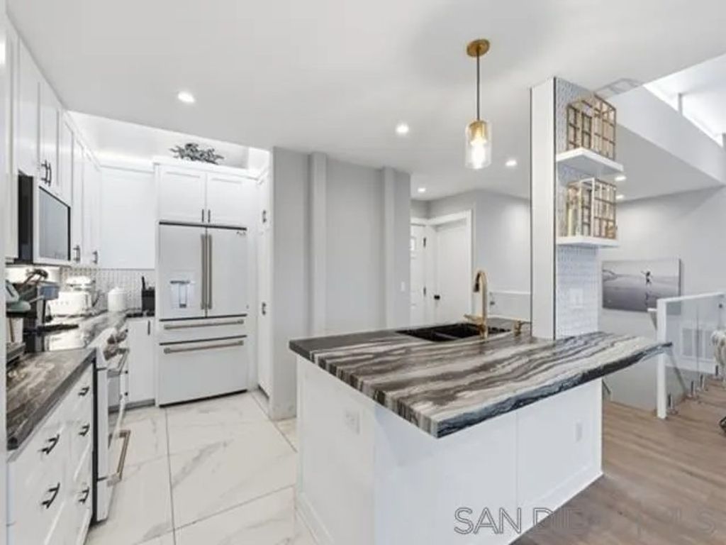 Photo of 317 Arcaro Ln, Solana Beach, CA 92075 (MLS # 260007729)