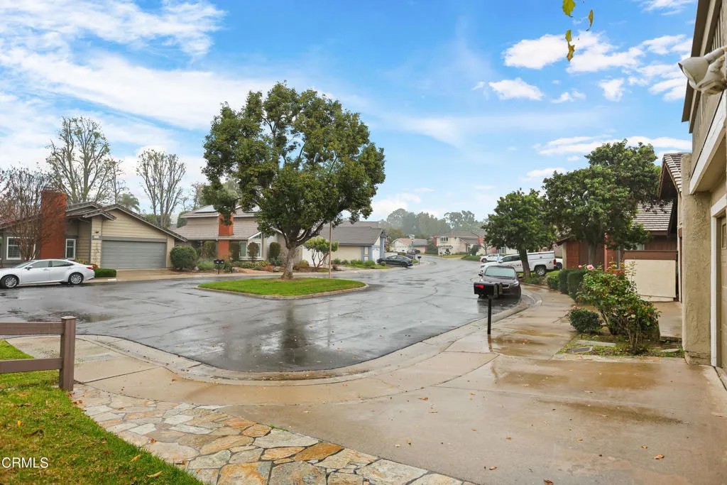 2050 Fallingleaf Circle