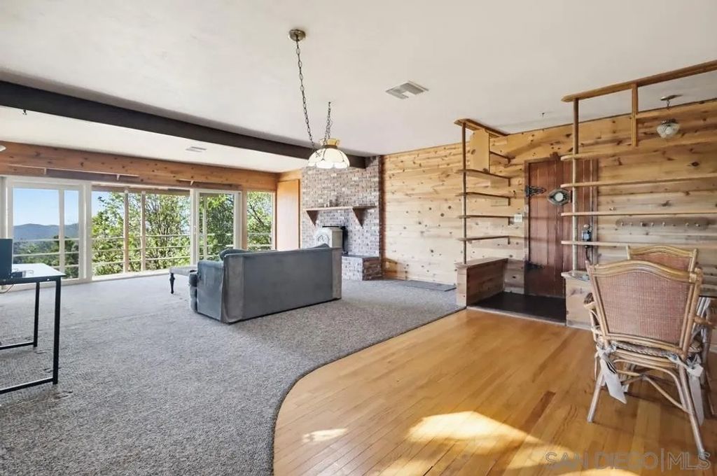 Photo of 602 Starbright Ln, Alpine, CA 91901 (MLS # 250045506)