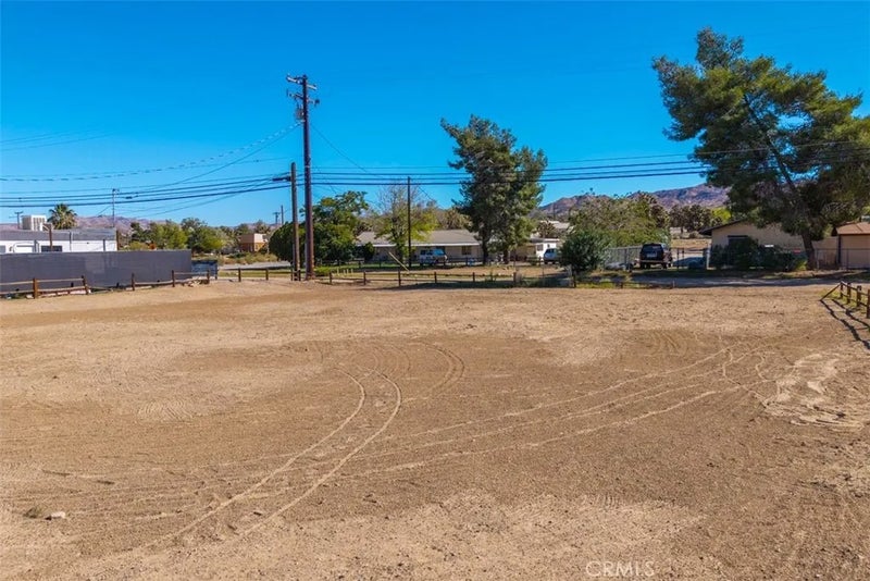 1122 Twentynine Palms