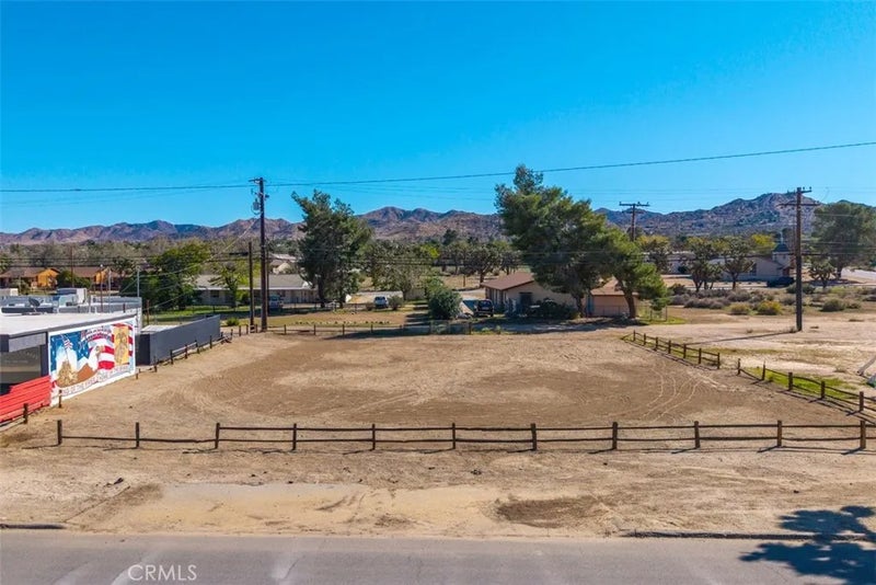 1122 Twentynine Palms