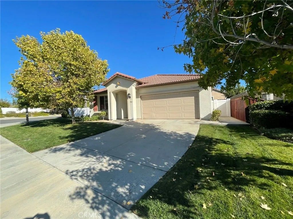 Photo of 39402 Napa Creek Drive, Murrieta, CA 92563 (MLS # IV26055895)