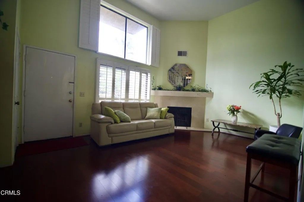 Photo of 1931 E Huntington Drive #F, Duarte, CA 91010 (MLS # P1-25673)