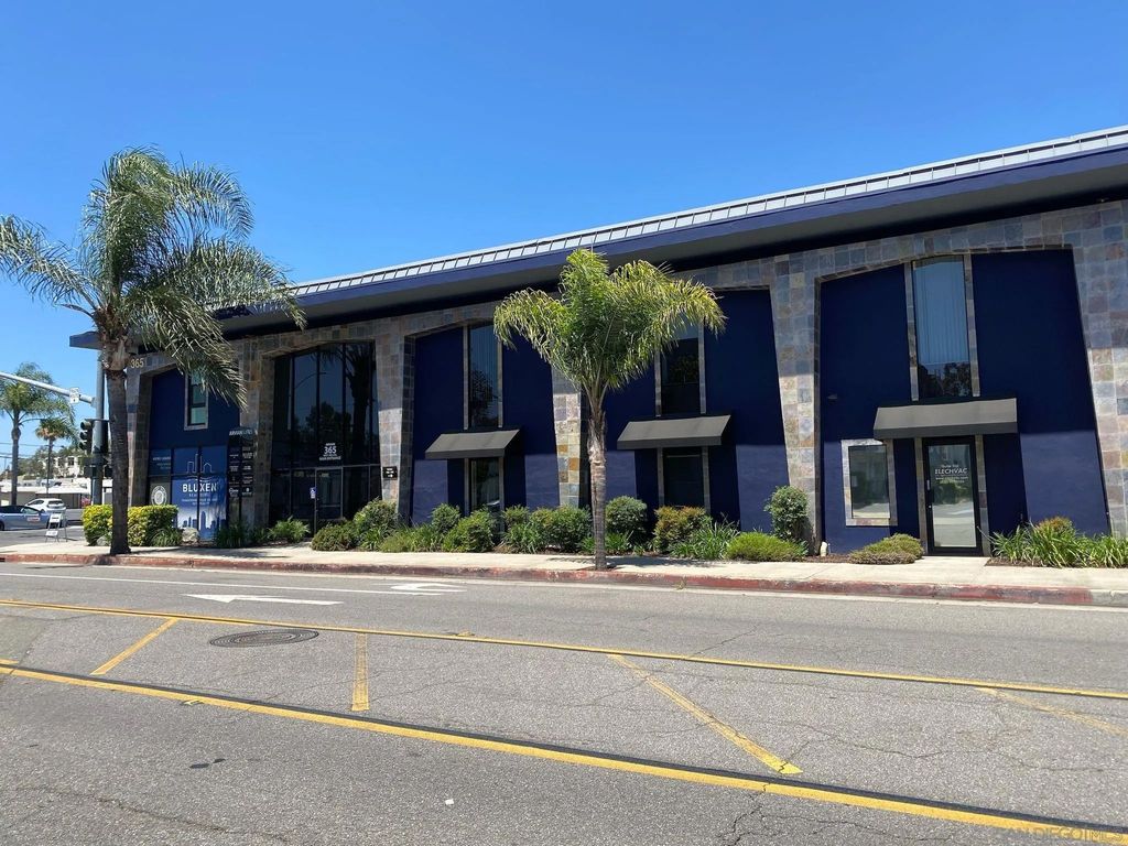 Photo of 365 W 2nd Ave, Escondido, CA 92025 (MLS # 250040949)