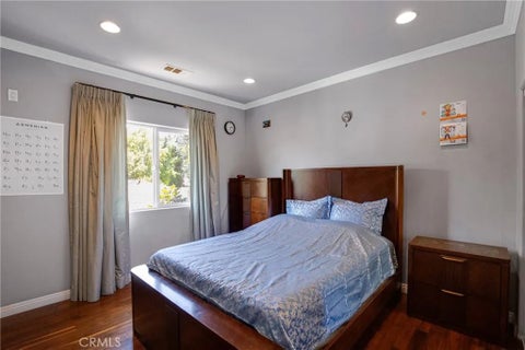 Tiny photo for 604 N Sparks ST, Burbank, CA 91506 (MLS # GD26151827)