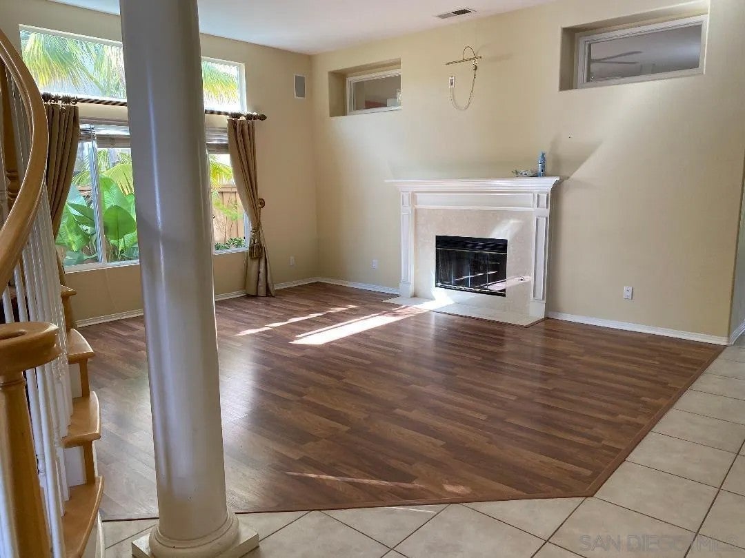 5074 Sterling Grove