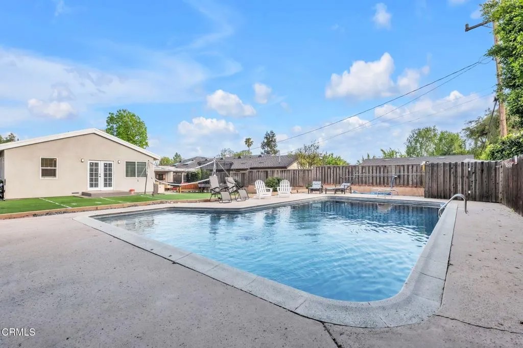 4909 Indianola Way
