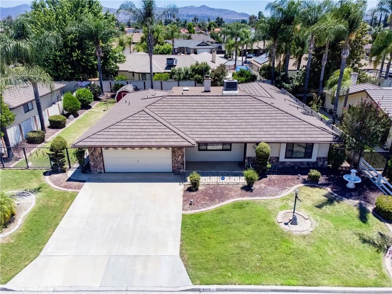 4417 Berkley