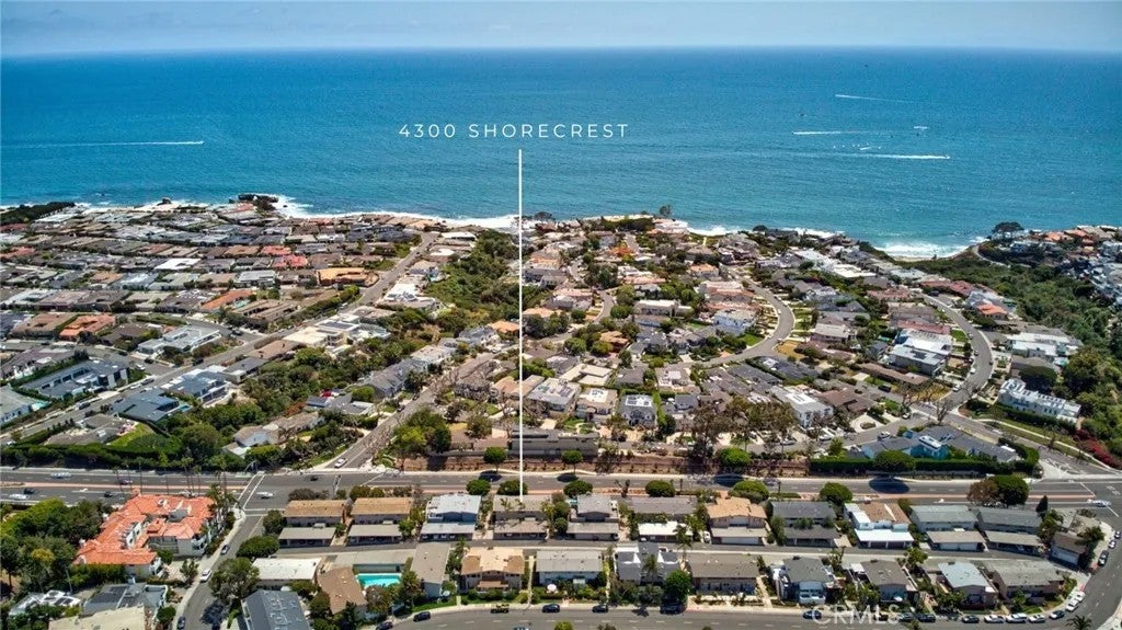 Photo of 4300 Shorecrest LN, Corona Del Mar, CA 92625 (MLS # NP26150711)