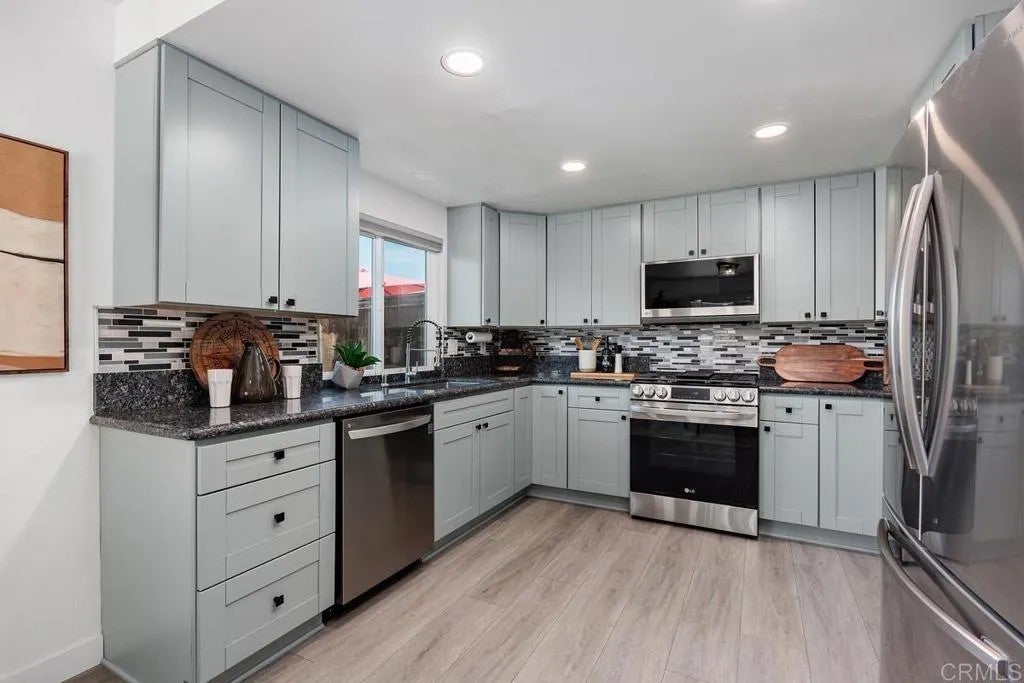 2339 Briarwood Place