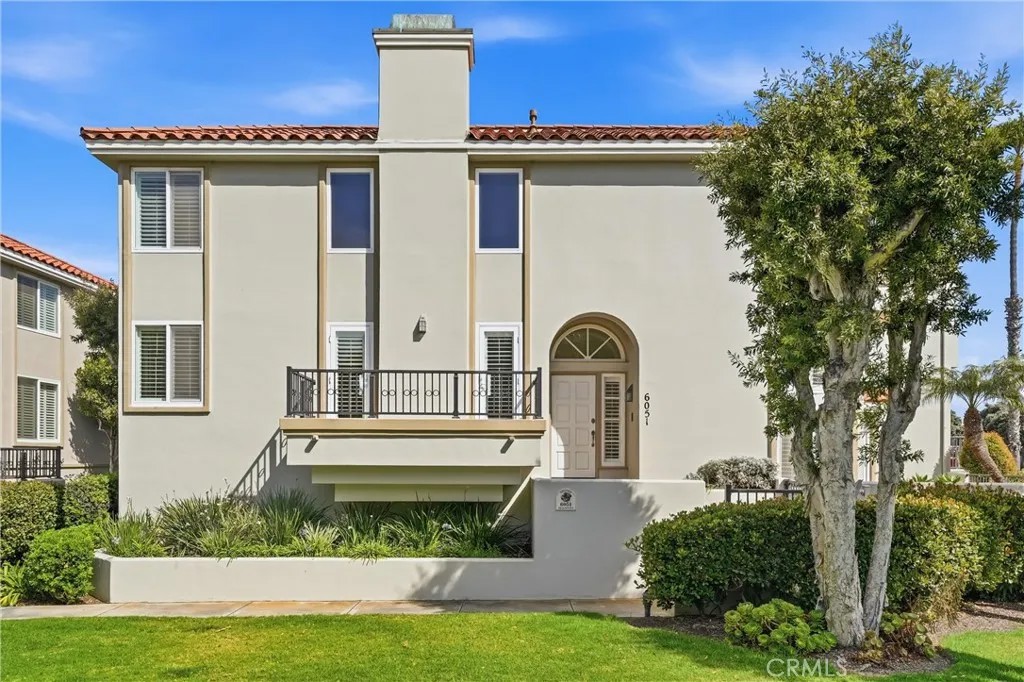 6051 Broadstone Circle