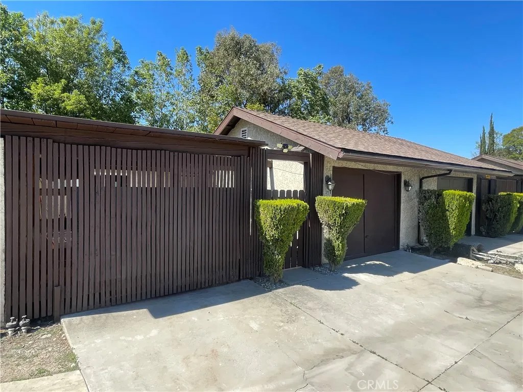 2251 Fullerton