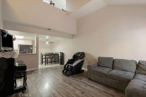 Photo of 435 W 9th ST, Upland, CA 91786 (MLS # CV26104786)