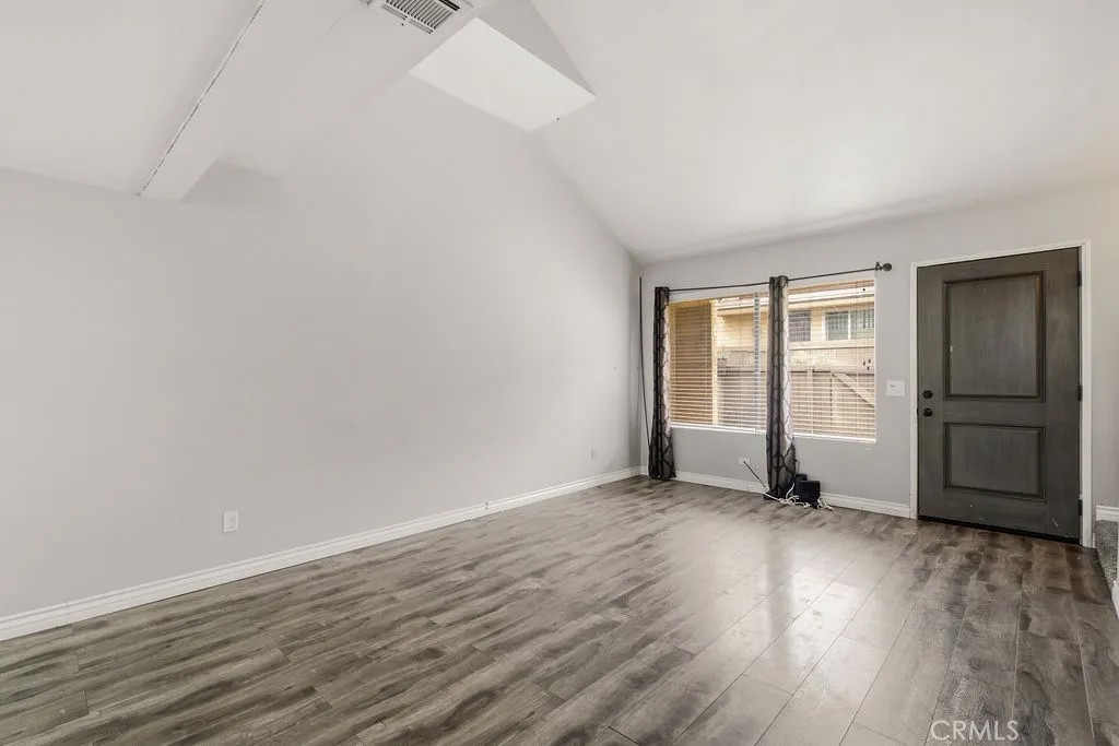 435 W 9th D5