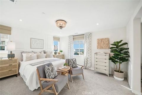 Tiny photo for 16054 Esparza Lane, Fontana, CA 92336 (MLS # SW25252223)