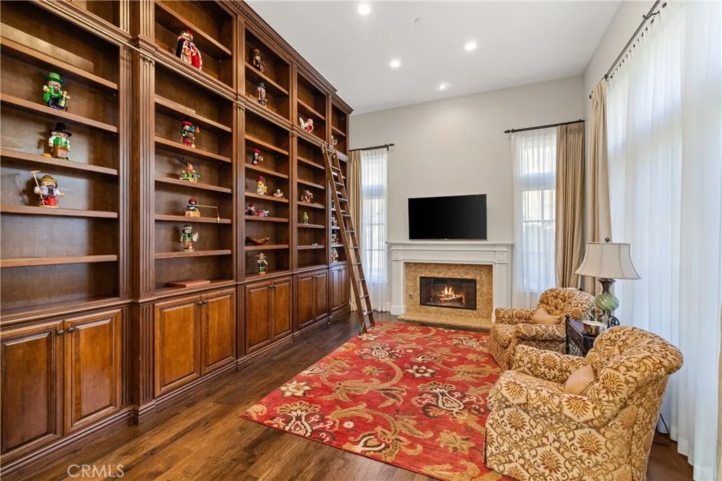 1005 Cheshire Hills Court