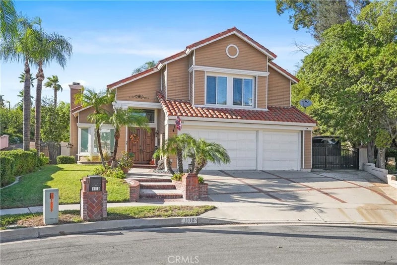 1110 La Salle