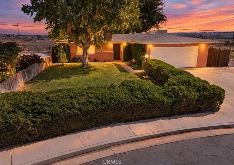 2304 Otto Lane