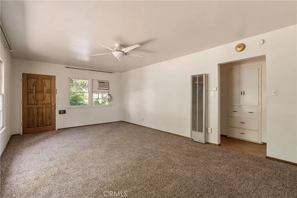 Photo of 1195 N Campus Avenue, Upland, CA 91786 (MLS # CV26191440)
