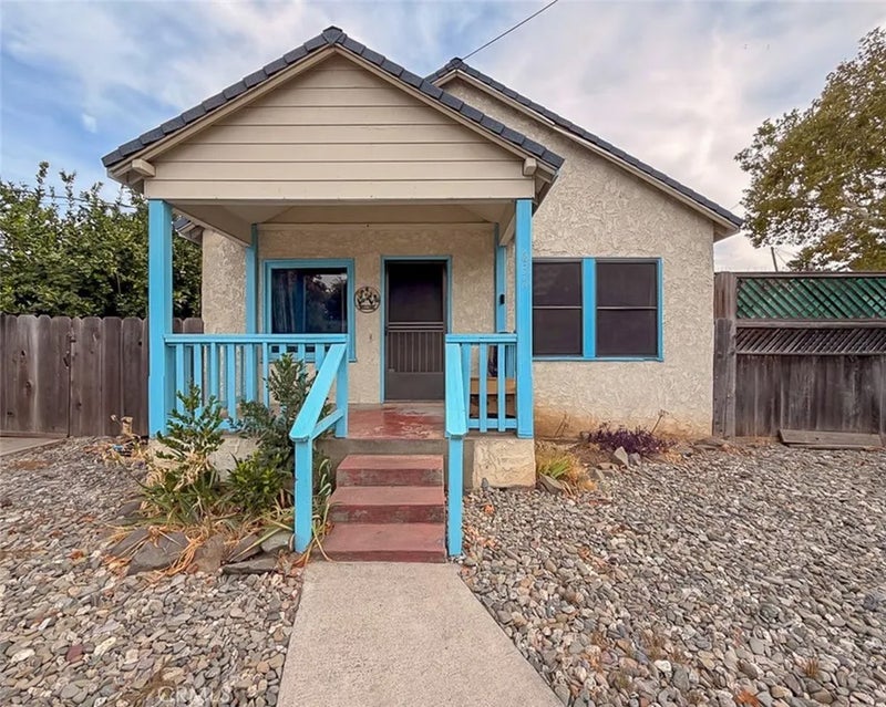 637 W 6th