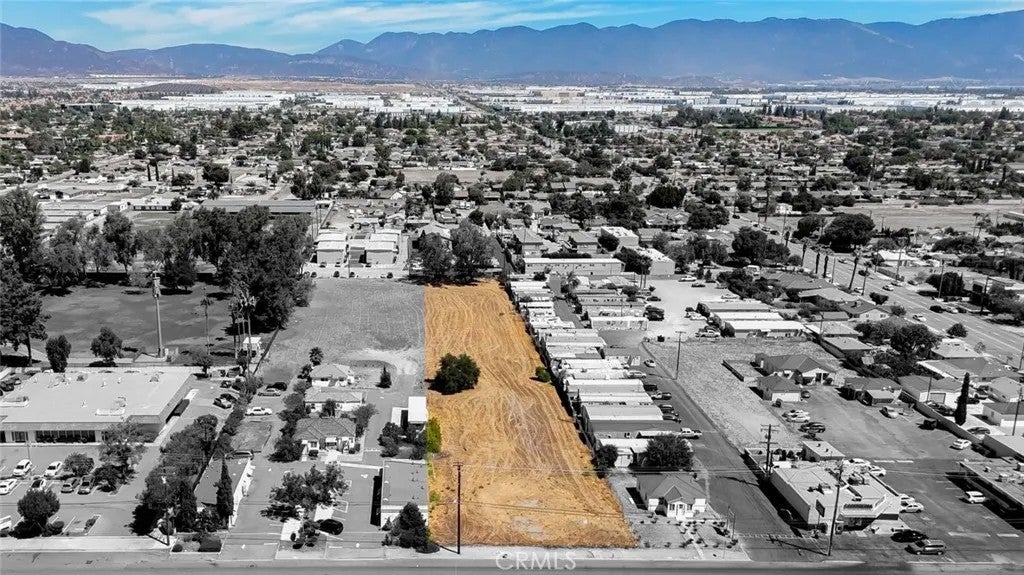 Photo of 17630 Foothill Blvd, Fontana, CA 92335 (MLS # DW26177826)
