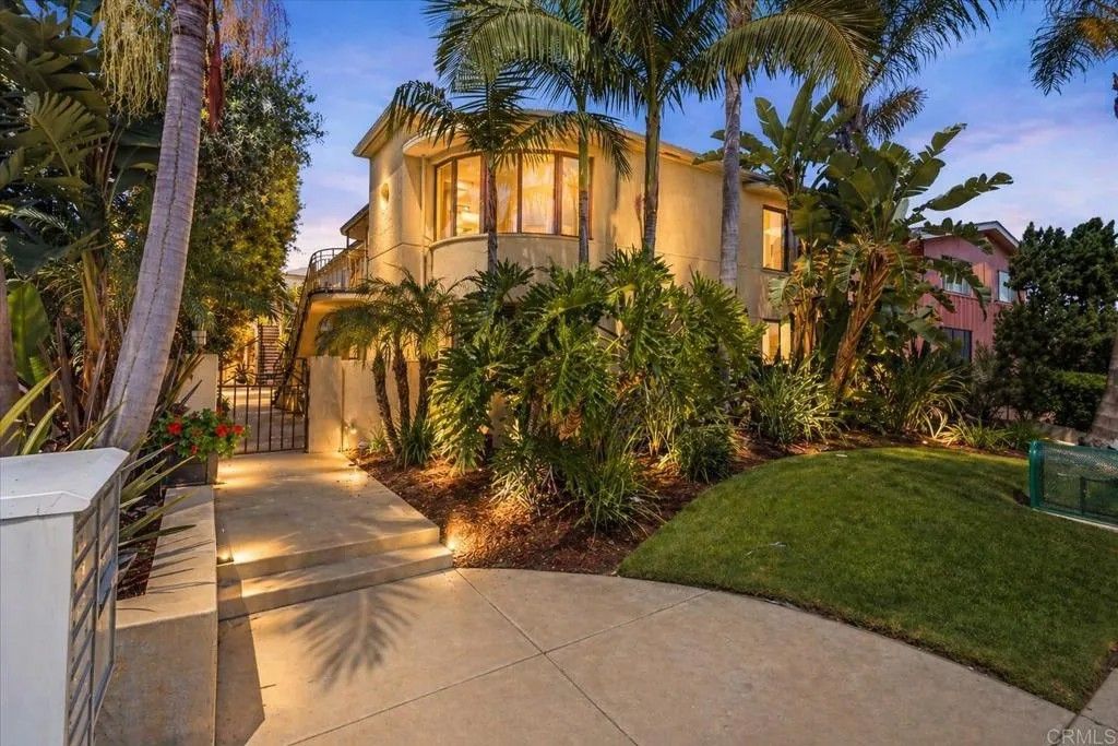 Photo of 3620 Park Boulevard #8, San Diego, CA 92103 (MLS # NDP2604097)