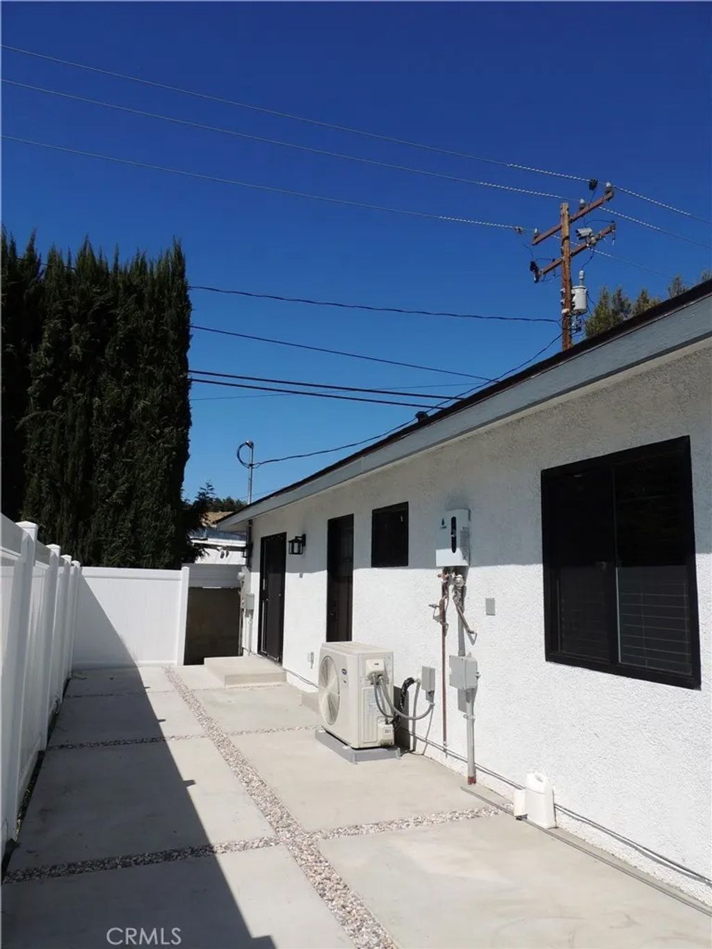 Photo of 27871 Galeton Rd, Canyon Country, CA 91387 (MLS # SR26065106)