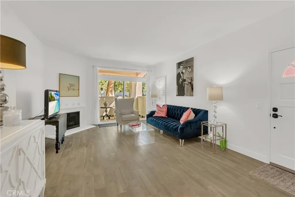 358 Villa Point